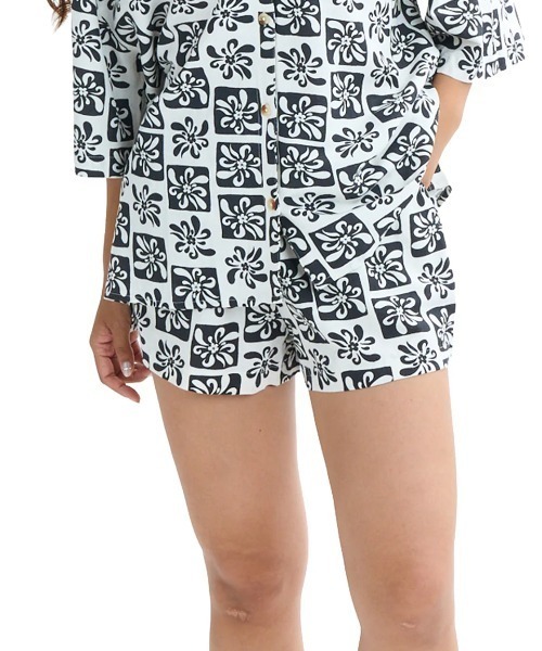 BILLABONG(ビラボン)の「BILLABONG レディース 【DAY DRIFT'N】 SUN FADE PRNTD SHORT ショートパンツ 【2025年夏モデル】/ビラボンウエストゴムセットアップ可能総柄ショートパンツ(その他パンツ・レディース・ブラウン系その他/ホワイト×ブラック・SMALL)」の9枚目の写真