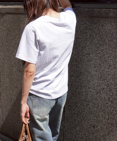 gossara(ゴサラ)の「NYロゴフォトT(Tシャツ/カットソー・レディース・ホワイト/杢グレー/オートミール・FREE)」の12枚目の写真