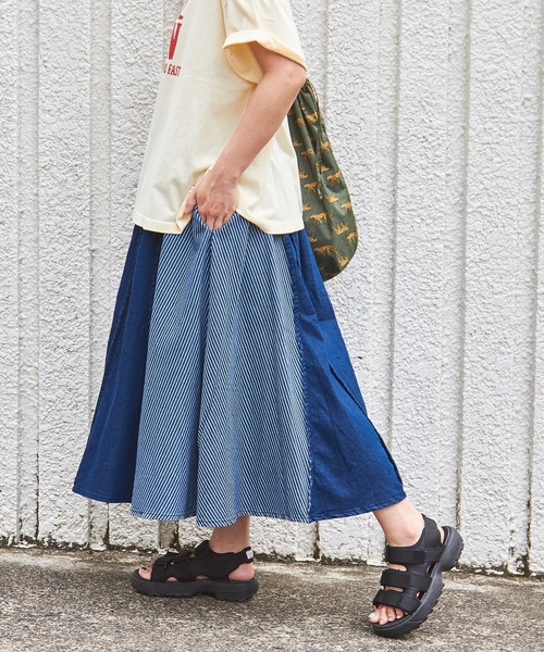 CUBE SUGAR（キューブシュガー）の「デニム×ヒッコリー切替スカート（デニムスカート・レディース・インディゴブルー/ライトブルー・M）」の4枚目の写真