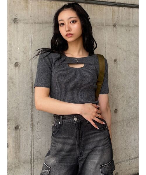 MURUA(ムルーア)の「フロントホックレイヤードハーフニット(ニット/セーター・レディース・その他1/ブルー/ブラック/ホワイト・FREE)」の16枚目の写真