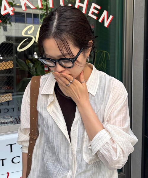 fredy emue（フレディエミュ）の「【haruセレクト】ブラック太フレームメガネ（メガネ・レディース・ブラック・FREE）」の6枚目の写真