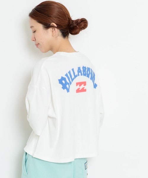 BILLABONG(ビラボン)の「BILLABONG スプレーアーチルーズクロップドリブTシャツ(Tシャツ/カットソー・レディース・スミクロ/ホワイト系その他・MEDIUM)」の2枚目の写真
