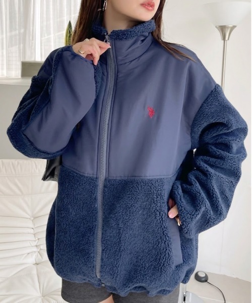 U.S. POLO ASSN.(ユーエスポロアッスン)の「【U.S. POLO ASSN】ボアフリースジャケット(ブルゾン・レディース・ネイビー/カーキ/ブラック/アイボリー・L/M)」の1枚目の写真