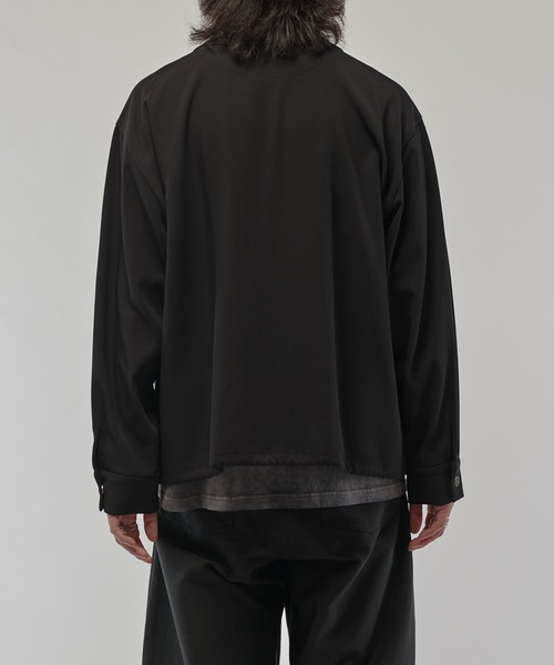 Lui's（ルイス）の「コーチシャツブルゾン（シャツ/ブラウス・メンズ・グレイッシュベージュ/ブラック・M/S）」の4枚目の写真