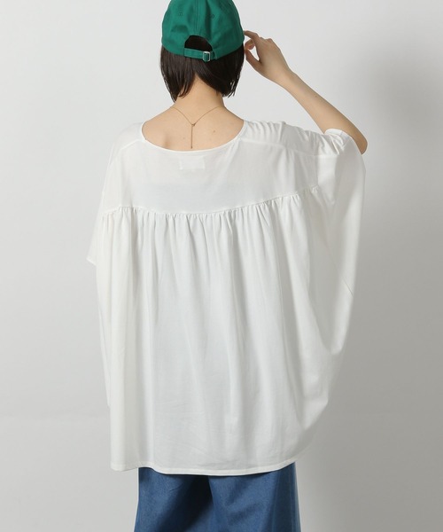 LAKOLE(ラコレ)の「シルケットドルマン半袖T / 576254(Tシャツ/カットソー・レディース・オフホワイト/ブラック/サンドグレー/ライトグリーン・FREE)」の9枚目の写真