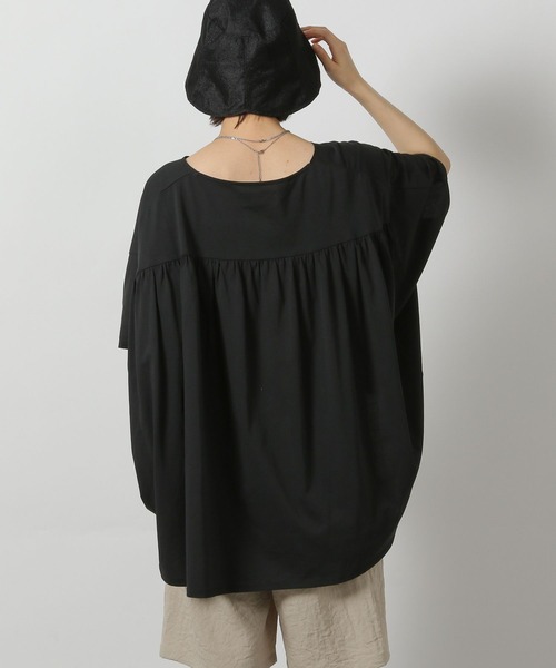 LAKOLE(ラコレ)の「シルケットドルマン半袖T / 576254(Tシャツ/カットソー・レディース・オフホワイト/ブラック/サンドグレー/ライトグリーン・FREE)」の14枚目の写真