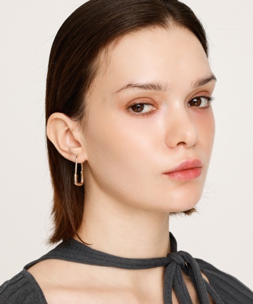 SLY（スライ）の「SAFETY PINS P/EARRING セーフティ ピンズ ピアス（ピアス（両耳用）・レディース・シルバー/ゴールド・FREE）」の12枚目の写真