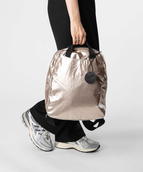 Jack Gomme(ジャックゴム)の「JACK GOMME Paris LAMI LIGHT BACKPACK ジャックゴム パリス ラミーバックパック(バックパック/リュック・レディース・ベージュ系1/グリーン系1・FREE)」の5枚目の写真