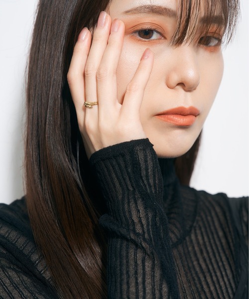 Jewel closet by L&Co.(ジュエルクローゼットバイエルアンドコー)の「K18 ヘビ/スネーク リング(リング・レディース・ゴールド系2/ゴールド系3/ゴールド系1・15号/13号)」の5枚目の写真