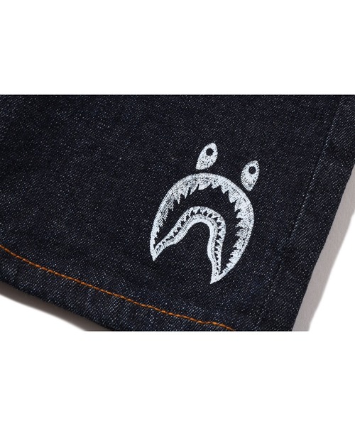 A BATHING APE(アベイシングエイプ)の「SHARK 10 OZ DENIM SHORTS(デニムパンツ・キッズ・インディゴブルー・110/140/100/130/90)」の3枚目の写真
