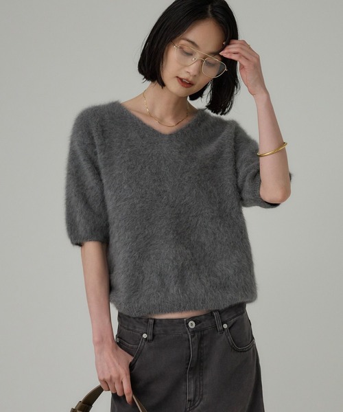 BABYLONE（バビロン）の「フォックスカシミヤVネックプルオーバー（ニット/セーター・レディース・チャコール/オフホワイト/イエロー・フリー）」の6枚目の写真