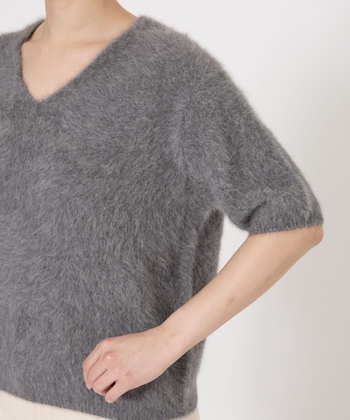 BABYLONE（バビロン）の「フォックスカシミヤVネックプルオーバー（ニット/セーター・レディース・チャコール/オフホワイト/イエロー・フリー）」の19枚目の写真