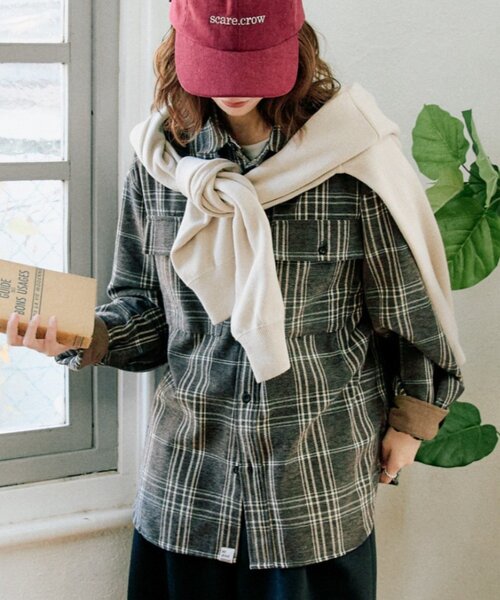 CIAOPANIC TYPY（チャオパニックティピー）の「【コーデュロイ袖切り替え】【ユニセックス】モールチェックシャツジャケット（シャツ/ブラウス・レディース・チャコールグレー/ブラウン/グリーン/サックスブルー/ベージュ・LARGE/MEDIUM）」の3枚目の写真