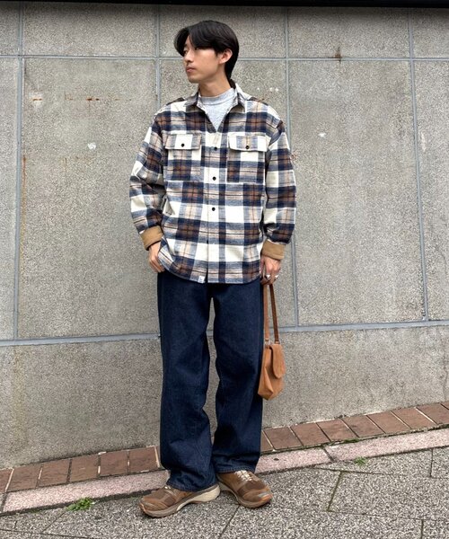 CIAOPANIC TYPY（チャオパニックティピー）の「【コーデュロイ袖切り替え】【ユニセックス】モールチェックシャツジャケット（シャツ/ブラウス・レディース・チャコールグレー/ブラウン/グリーン/サックスブルー/ベージュ・LARGE/MEDIUM）」の7枚目の写真