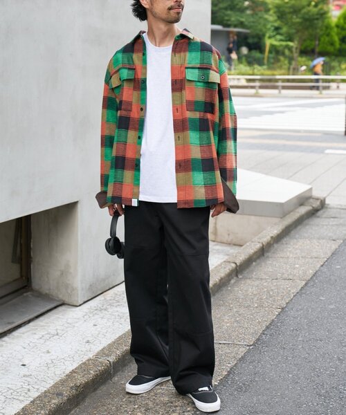 CIAOPANIC TYPY(チャオパニックティピー)の「【コーデュロイ袖切り替え】【ユニセックス】モールチェックシャツジャケット(シャツ/ブラウス・レディース・チャコールグレー/ブラウン/グリーン/サックスブルー/ベージュ・LARGE/MEDIUM)」の9枚目の写真