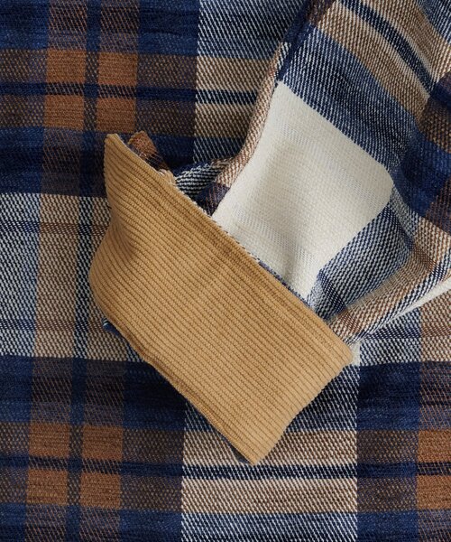 CIAOPANIC TYPY（チャオパニックティピー）の「【コーデュロイ袖切り替え】【ユニセックス】モールチェックシャツジャケット（シャツ/ブラウス・レディース・チャコールグレー/ブラウン/グリーン/サックスブルー/ベージュ・LARGE/MEDIUM）」の17枚目の写真