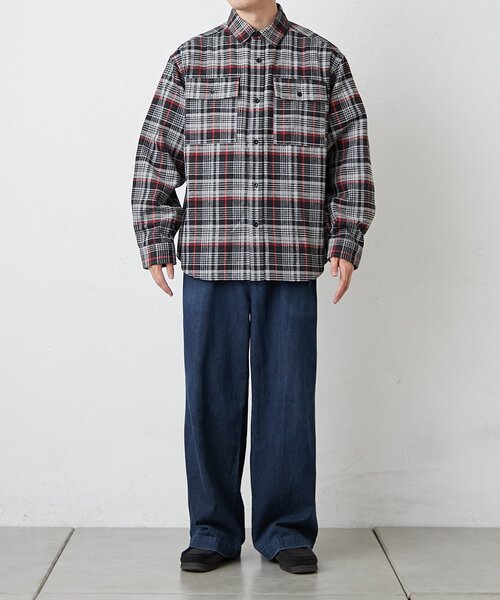 CIAOPANIC TYPY（チャオパニックティピー）の「【コーデュロイ袖切り替え】【ユニセックス】モールチェックシャツジャケット（シャツ/ブラウス・レディース・チャコールグレー/ブラウン/グリーン/サックスブルー/ベージュ・LARGE/MEDIUM）」の21枚目の写真