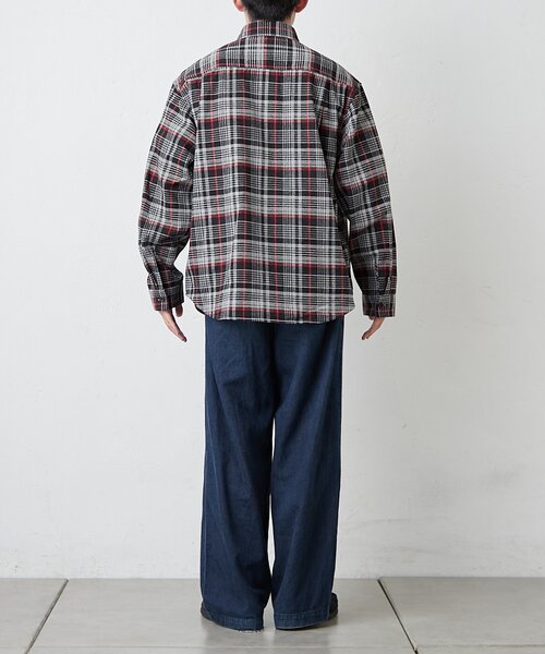 CIAOPANIC TYPY(チャオパニックティピー)の「【コーデュロイ袖切り替え】【ユニセックス】モールチェックシャツジャケット(シャツ/ブラウス・レディース・チャコールグレー/ブラウン/グリーン/サックスブルー/ベージュ・LARGE/MEDIUM)」の20枚目の写真