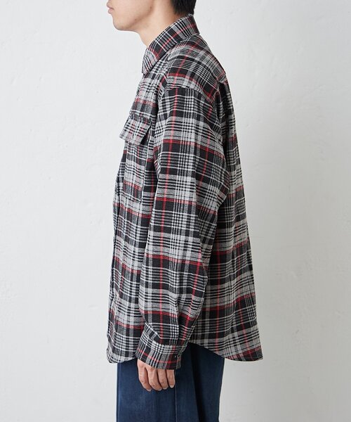 CIAOPANIC TYPY(チャオパニックティピー)の「【コーデュロイ袖切り替え】【ユニセックス】モールチェックシャツジャケット(シャツ/ブラウス・レディース・チャコールグレー/ブラウン/グリーン/サックスブルー/ベージュ・LARGE/MEDIUM)」の22枚目の写真