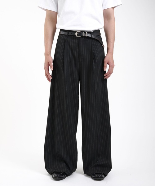 Regen Glanz スラックス（Regen Glanz パンツ two tuck