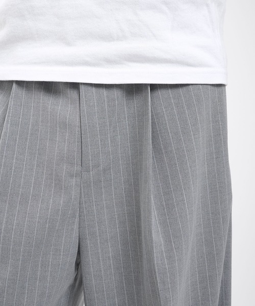 Regen Glanz（レーゲングランツ）の「single pleat buggy slacks/ワンタックバギースラックス（その他パンツ・メンズ・グレー系その他/ブラック/グレー/ブラック系その他・LARGE/MEDIUM/SMALL）」の19枚目の写真