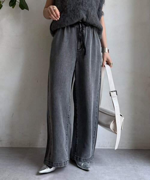 DouDou(ドゥドゥ)の「リヨセルデニムワイドパンツ(デニムパンツ・レディース・ブラック/ブルー・36/38)」の1枚目の写真