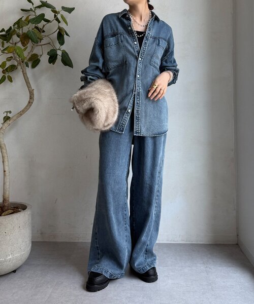 DouDou(ドゥドゥ)の「リヨセルデニムワイドパンツ(デニムパンツ・レディース・ブラック/ブルー・36/38)」の4枚目の写真