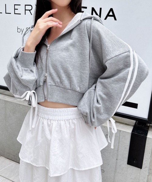 INGNI（イング）の「【WEB限定】袖リボンショートスウェットジップパーカー(セットアップ対応)（パーカー・レディース・ブラック×ホワイト/ホワイト×ブラック/グレー×ホワイト・M）」の13枚目の写真