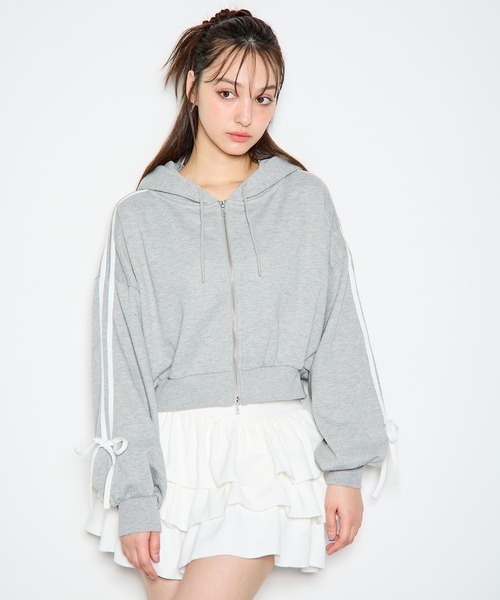 INGNI（イング）の「【WEB限定】袖リボンショートスウェットジップパーカー(セットアップ対応)（パーカー・レディース・ブラック×ホワイト/ホワイト×ブラック/グレー×ホワイト・M）」の9枚目の写真