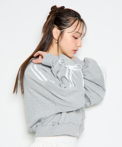 INGNI（イング）の「【WEB限定】袖リボンショートスウェットジップパーカー(セットアップ対応)（パーカー・レディース・ブラック×ホワイト/ホワイト×ブラック/グレー×ホワイト・M）」の10枚目の写真