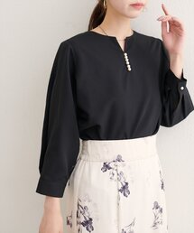 【WEB限定】パール付きスキッパーブラウス