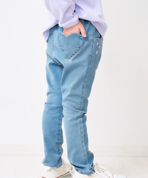 apres les cours（アプレレクール）の「【ストレート】ハート刺繍スリムきゅんパンツ_ジュニア対応（その他パンツ・キッズ・サックスブルー/ベージュ/ネイビー・80/90/100/110/120/130/140）」の3枚目の写真