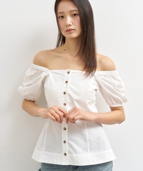 GENERAL IDEA(ジェネラルアイデア)の「GENERAL IDEA/ジェネラルアイディア square neck cotton peplum blouse ブラウス(シャツ/ブラウス・レディース・ブラック/スカイブルー/ホワイト・S/M/L)」の4枚目の写真