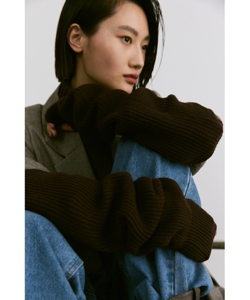 un/neu(アンノイ)の「ルーズニットアームウォーマー / リブニットアームカバー(アームカバー・レディース・ブラウン/レッド/アイボリー/グレー/ブルー・FREE)」の18枚目の写真