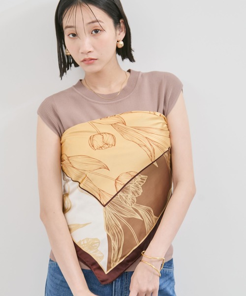 VIS(ビス)の「チューリップ柄スカーフ90×90cm(バンダナ/スカーフ・レディース・ブラウン系その他3/ブルー系その他6・FREE)」の3枚目の写真