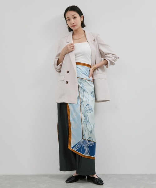 VIS(ビス)の「チューリップ柄スカーフ90×90cm(バンダナ/スカーフ・レディース・ブラウン系その他3/ブルー系その他6・FREE)」の6枚目の写真