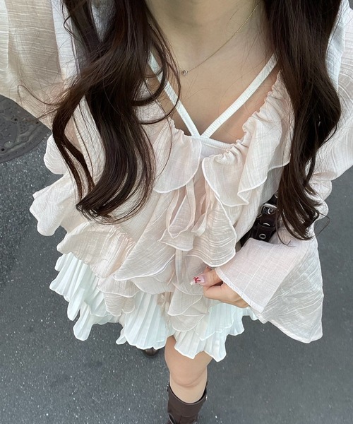 continuer de NICE CLAUP（コンティニューデナイスクラップ）の「【@_chipi2xセレクト】【WEB限定】楊柳シアーラッフルブラウス（シャツ/ブラウス・レディース・アイボリー/ブラック/オフホワイト/ピンク/サックスブルー・FREE）」の5枚目の写真