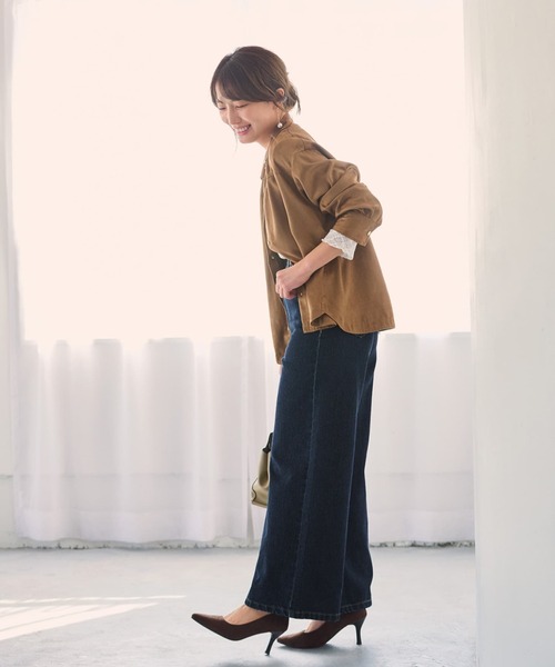 COHINA(コヒナ)の「KUROKI DENIM フレアワイド 【低身長・小柄女性】(デニムパンツ・レディース・ネイビー/ブラック/ブルー・XXXS/XS-Short/S-Short/M-Short/XS-Regular/S-Regular/M-Regular/XXS)」の5枚目の写真