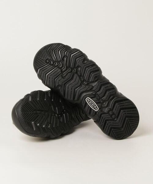 KEEN(キーン)の「HYPERPORT CRUSHBACK / ハイパウザー クラッシュバック / メンズ スニーカー(スリッポン・メンズ・アイボリー・25cm/25.5cm/26cm/26.5cm/27cm/27.5cm/28cm/28.5cm/29cm)」の3枚目の写真