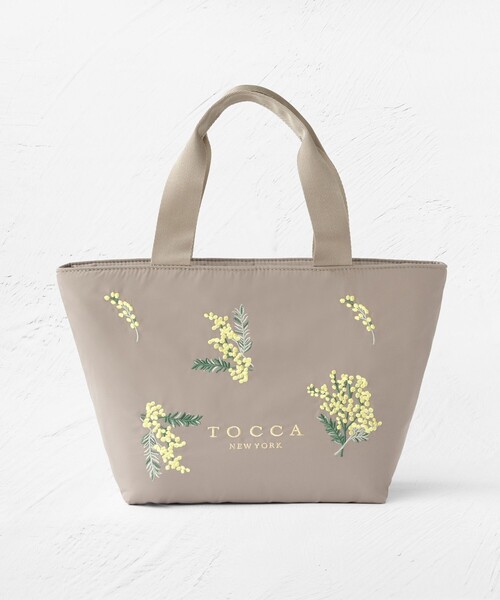 TOCCA(トッカ)の「BOUQUET DE REVE COOLERBAG クーラーバッグ(トートバッグ・レディース・ベージュ系/ネイビー系/ブラック系・F)」の2枚目の写真