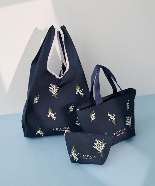 TOCCA(トッカ)の「BOUQUET DE REVE COOLERBAG クーラーバッグ(トートバッグ・レディース・ベージュ系/ネイビー系/ブラック系・F)」の6枚目の写真