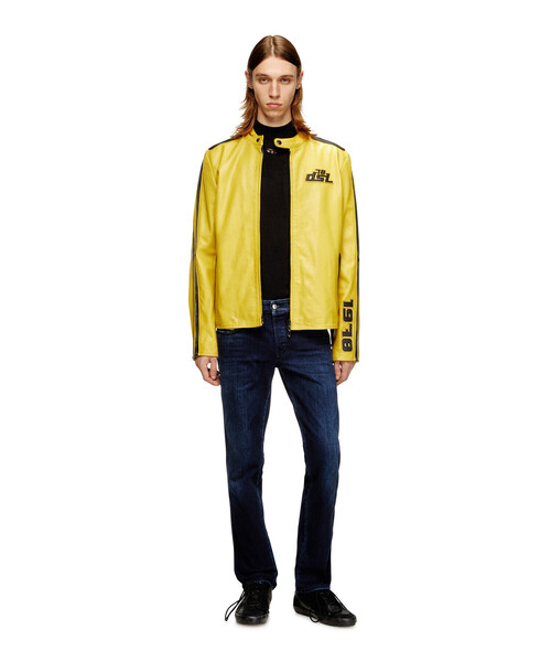 DIESEL(ディーゼル)の「メンズ デニムパンツ SLIM 1993 D-VYL L.30(デニムパンツ・メンズ・ダークインディゴブルー・26inch/28inch/30inch/32inch/36inch/34inch)」の4枚目の写真
