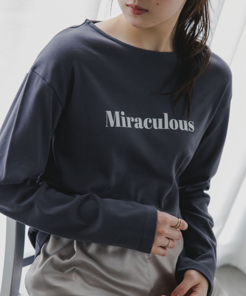 slattgir(スラットジール)の「高身長 綿100%フロントロゴプリント長袖Tシャツ(トールサイズ)Essenave(Tシャツ/カットソー・レディース・オフホワイト/ネイビー・TM/TL/TLL/T3L)」の2枚目の写真