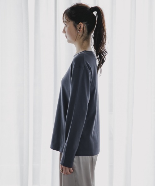 slattgir(スラットジール)の「高身長 綿100%フロントロゴプリント長袖Tシャツ(トールサイズ)Essenave(Tシャツ/カットソー・レディース・オフホワイト/ネイビー・TM/TL/TLL/T3L)」の17枚目の写真