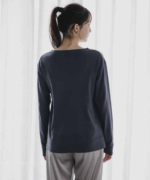 slattgir(スラットジール)の「高身長 綿100%フロントロゴプリント長袖Tシャツ(トールサイズ)Essenave(Tシャツ/カットソー・レディース・オフホワイト/ネイビー・TM/TL/TLL/T3L)」の18枚目の写真