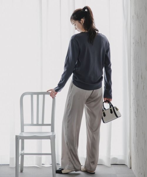 slattgir(スラットジール)の「高身長 綿100%フロントロゴプリント長袖Tシャツ(トールサイズ)Essenave(Tシャツ/カットソー・レディース・オフホワイト/ネイビー・TM/TL/TLL/T3L)」の10枚目の写真