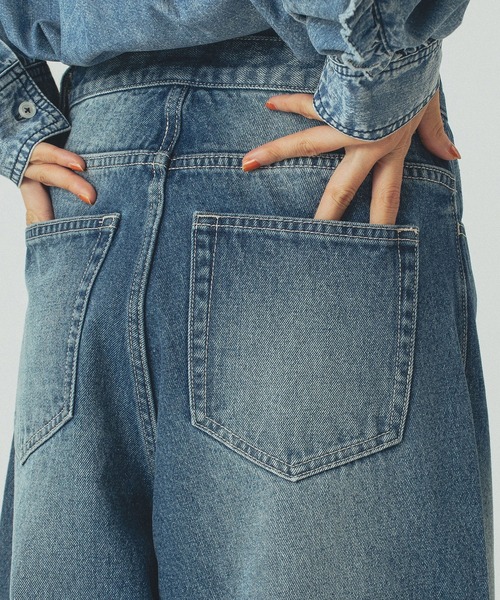 ROSE BUD（ローズバッド）の「DENIM PANTS（デニムパンツ・レディース・バーガンディー/ライトインディゴブルー・S/M）」の22枚目の写真