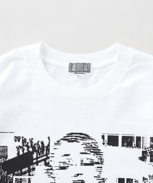 C.E(シーイー)の「C.E / シーイー cavempt MD UbiquitEyes / TWOFER T(Tシャツ/カットソー・メンズ・ホワイト・MEDIUM/LARGE/X-LARGE)」の3枚目の写真