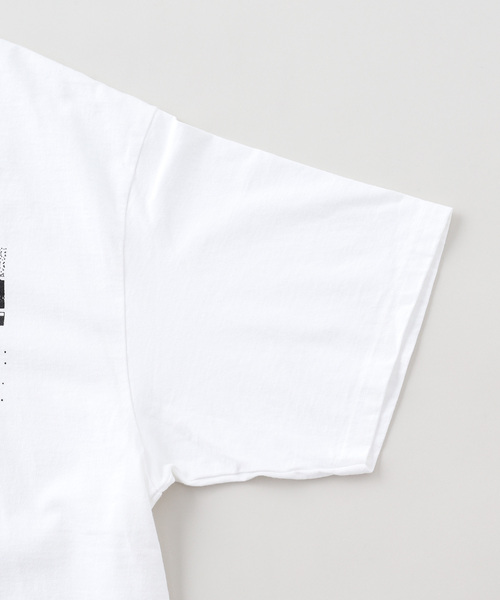 C.E(シーイー)の「C.E / シーイー cavempt MD UbiquitEyes / TWOFER T(Tシャツ/カットソー・メンズ・ホワイト・MEDIUM/LARGE/X-LARGE)」の4枚目の写真