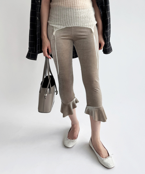 EDIT. FOR LULU(エディットフォールル)の「【SIMONE WILD/シモーネ ワイルド】VELVET VOLANT CAPRI(スラックス・レディース・イエロー・SMALL/MEDIUM)」の3枚目の写真